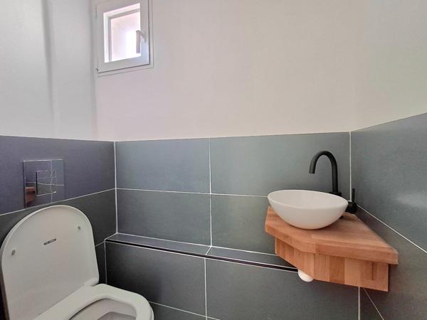 Perpignan : Maison 3 faces avec jardin à vendre