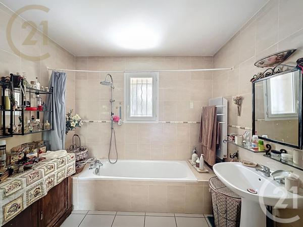 Maison à vendre  5 pièces - 162,60 m2 POUSSAN - 34