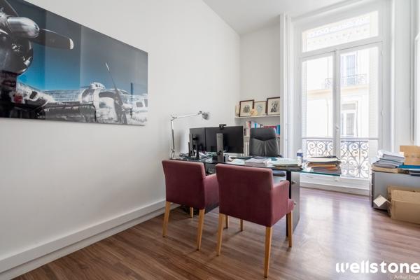 Bureaux à louer à PARIS 75008