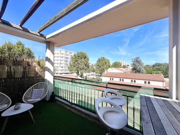 Chateau gombert (13013) 13013 MARSEILLE - La Croix-rouge / La Rose. Appartement 3 pièces 62m2, terrasse et parking privé.