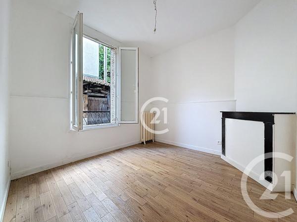 Immeuble à vendre  89,24 m2 MONTREUIL - 93