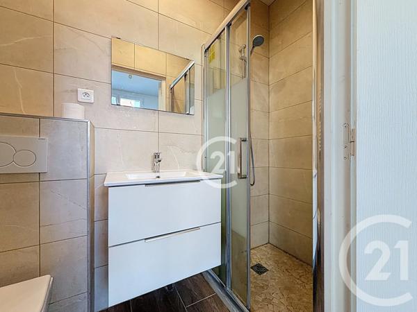 Immeuble à vendre  89,24 m2 MONTREUIL - 93