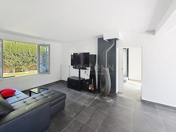 Maison individuelle avec piscine