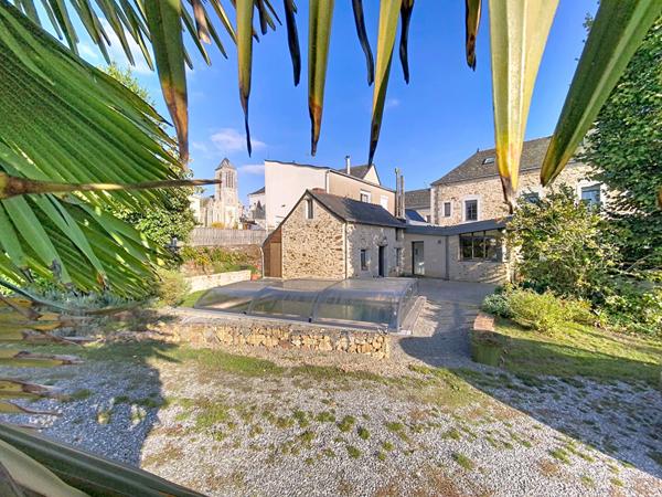 Coup de coeur à Champigné : demeure bourgeoise avec prestations haut de gamme