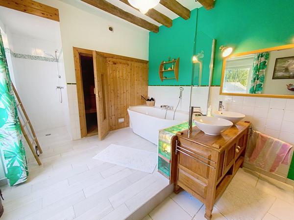 Coup de coeur à Champigné : demeure bourgeoise avec prestations haut de gamme