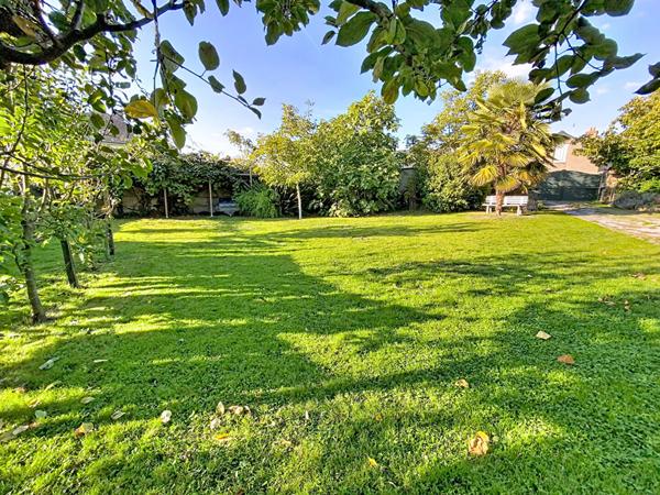 Coup de coeur à Champigné : demeure bourgeoise avec prestations haut de gamme