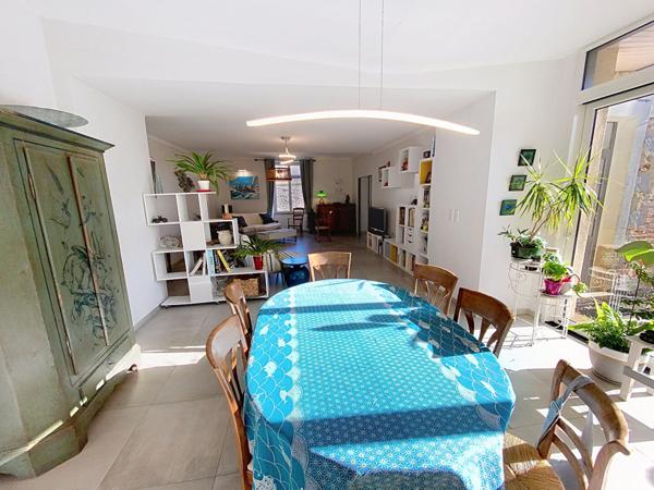 Coup de coeur à Champigné : demeure bourgeoise avec prestations haut de gamme