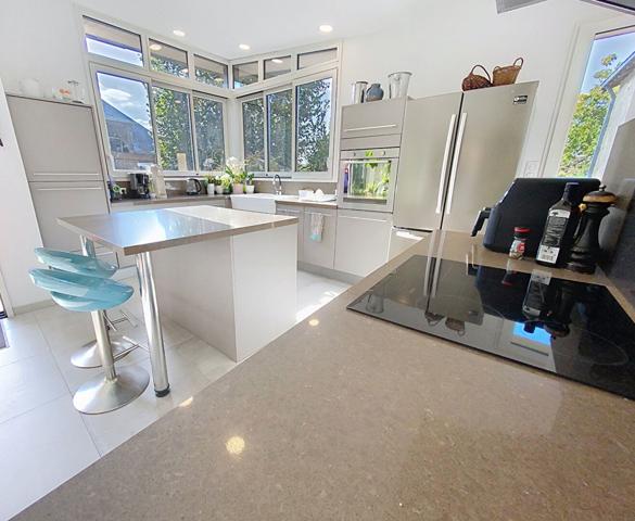 Coup de coeur à Champigné : demeure bourgeoise avec prestations haut de gamme