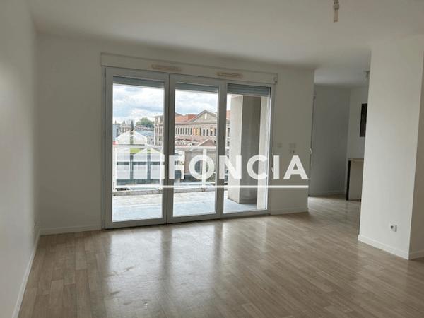 Location Appartement 3 pièces 68.79 m² - 17 RUE AMPERE Le Petit-quevilly 76140