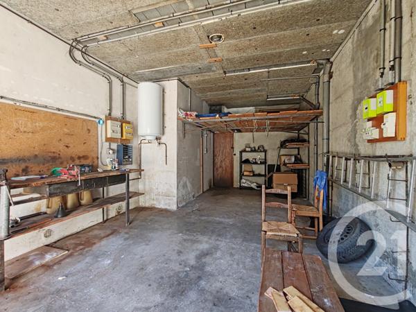 Maison à vendre  8 pièces - 242,99 m2 FORCALQUIER - 04