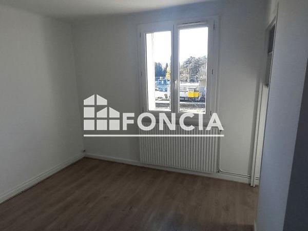 Location Appartement 3 pièces 57 m² - 54 RUE PAUL BERT Valence 26000