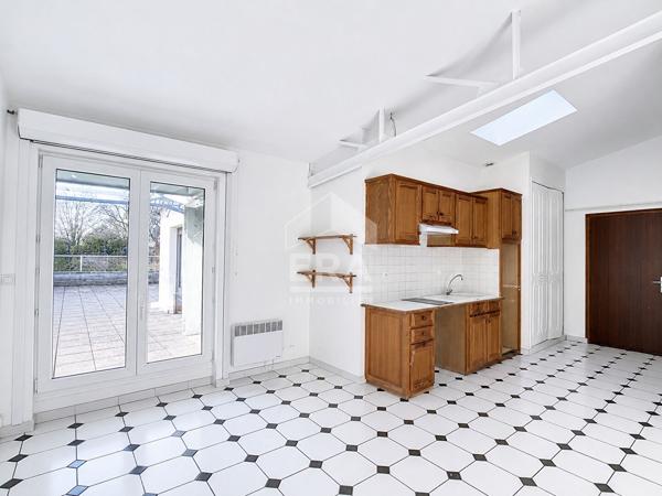 Appartement atypique avec patio  Hyper centre Beaumont-sur-Oise