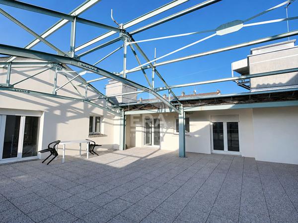 Appartement atypique avec patio  Hyper centre Beaumont-sur-Oise
