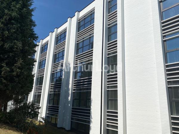 Bureaux à louer à Hellemmes-Lille avec division possible et accès axes autoroutiers