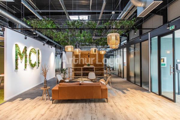 Bureaux à louer à Hellemmes-Lille avec division possible et accès axes autoroutiers