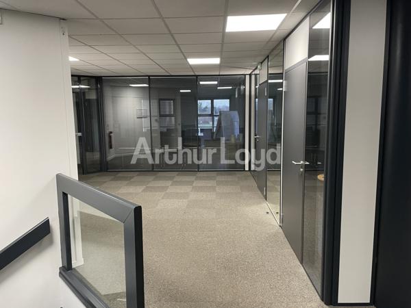 Bureaux modernes 378 m² à louer - Proche transports et axes majeurs Lille Métropole