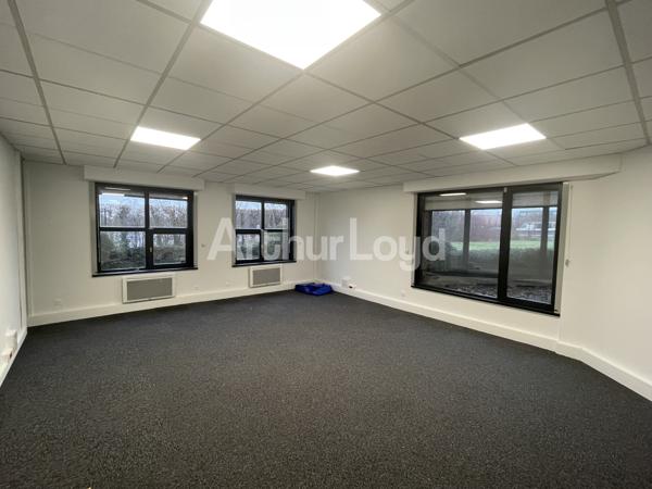 Bureaux modernes 378 m² à louer - Proche transports et axes majeurs Lille Métropole