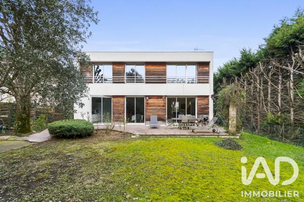 Maison à vendre 6 pièces 192 m² Chatou