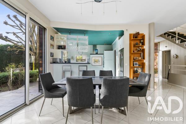 Maison à vendre 6 pièces 192 m² Chatou