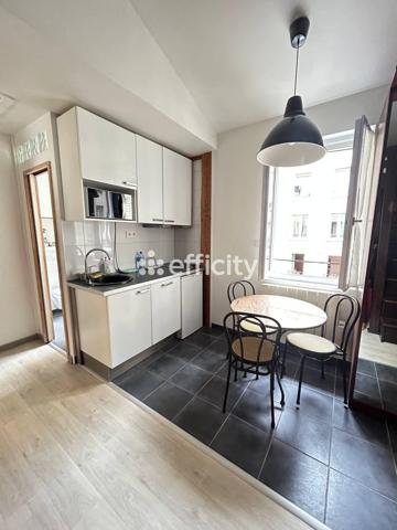 Appartement
         1 pièce
        - 18 m² 199 000 € *