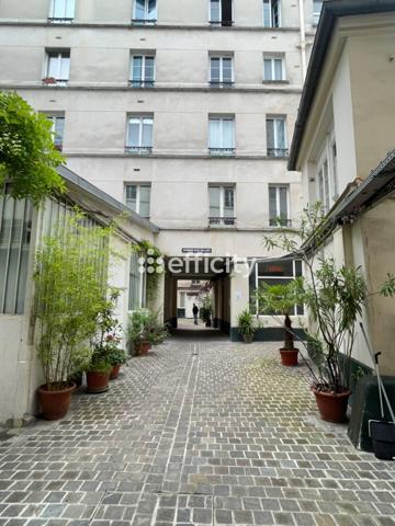 Appartement
         1 pièce
        - 18 m² 199 000 € *