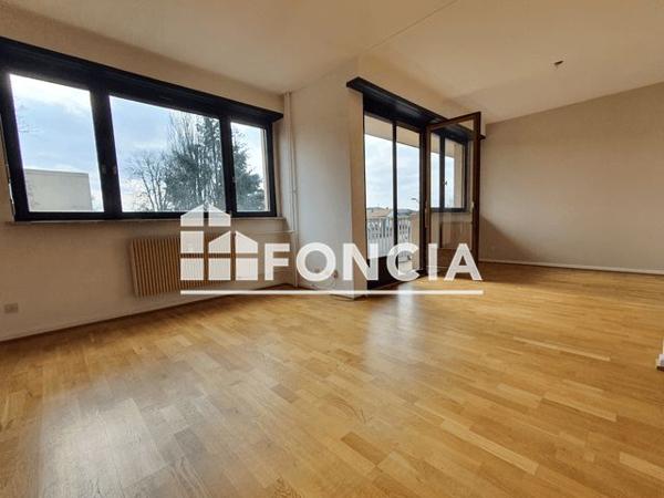 Location Appartement 4 pièces 80 m² - BATIMENT C3 Kingersheim 68260