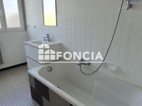 Location Appartement 4 pièces 80 m² - BATIMENT C3 Kingersheim 68260