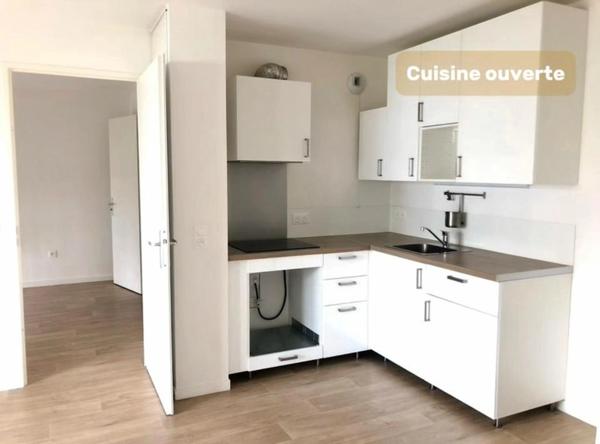 Appartement à vendre 2 pièces + Balcon - Coeur de Ville - BEZONS (95)