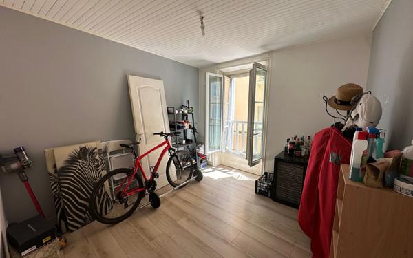 Appartement à vendre    3 pièces •  Sainte-Colombe