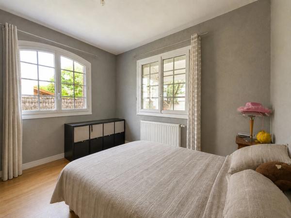 Grande maison familiale avec jardin aux portes du campus de Talence