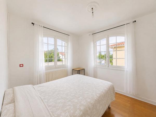 Grande maison familiale avec jardin aux portes du campus de Talence