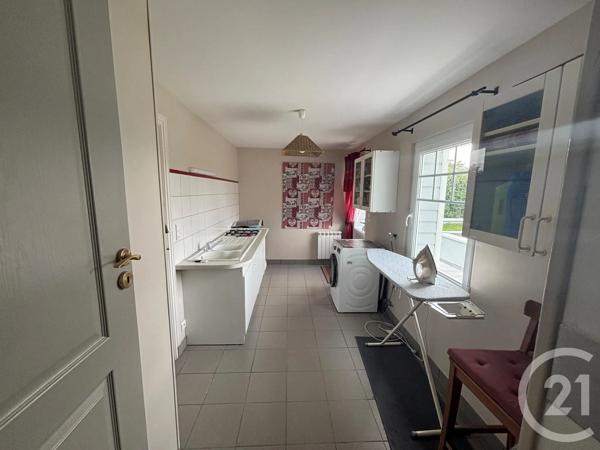 Maison à vendre  5 pièces - 145 m 2   ST PLANCHERS  - 50