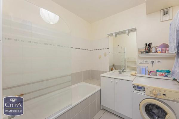 Appartement à vendre 3 pièces 65.85m² La Riche (37520)