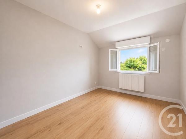 Maison à vendre  4 pièces - 76,87 m 2   GAILLON  - 27