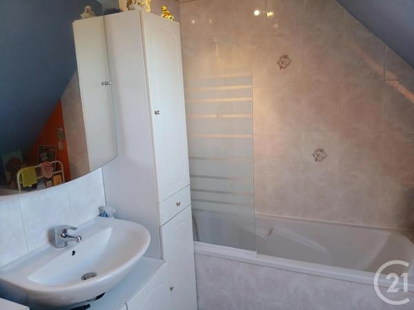 Maison à vendre  6 pièces - 110 m 2   ST PLANCHERS  - 50