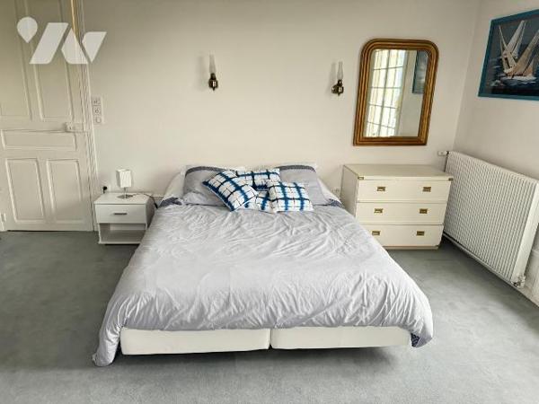 VALLEE DE L&#39;EURE - 1H20 PARIS 
Dans le centre d&#39;une charmante commune environnant la forêt d&#39;A...