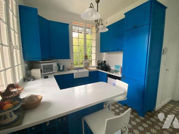 VALLEE DE L&#39;EURE - 1H20 PARIS 
Dans le centre d&#39;une charmante commune environnant la forêt d&#39;A...