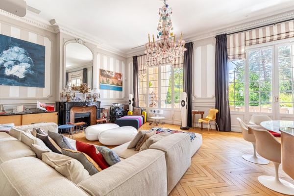 Vente Maison de luxe Bordeaux 18 Pièces 768 m²