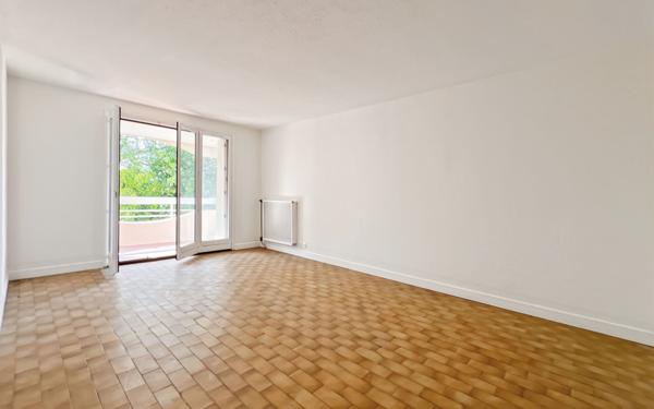 Appartement à vendre    2 pièces • 47,85 m2 Saint-Raphaël