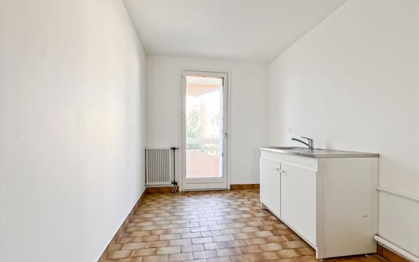 Appartement à vendre    2 pièces • 47,85 m2 Saint-Raphaël