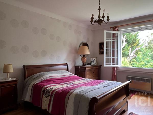 Maison d'exception 226 m² centre Sautron sur parc 5 000 m² (Prix marché)