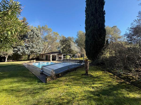 A VENDRE 13710 FUVEAU MAISON T5 DE 135 M² SUR 5700M² DE TERRAIN PISCINE DOUBLE GARAGES