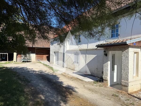 Maison 8 pièces 204 m2