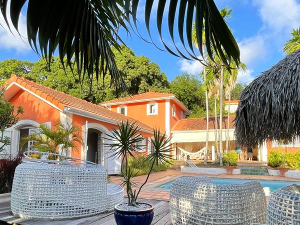 MAGNIFIQUE VILLA DE STANDING EN MARTINIQUE (972)