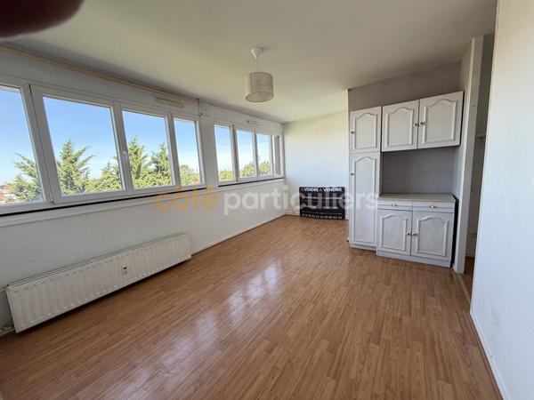 Vente
                Appartement33,95 m² - 2 Pièces -
                    RONCHIN (59790)