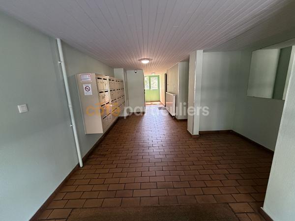 Vente
                Appartement33,95 m² - 2 Pièces -
                    RONCHIN (59790)