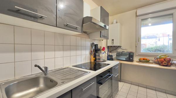 APPARTEMENT 3 PIÈCES EN REZ DE CHAUSSÉE À 10MN DE GARE RER C DE JUVISY