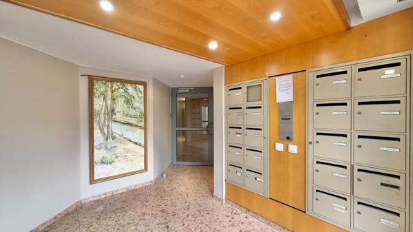 APPARTEMENT 3 PIÈCES EN REZ DE CHAUSSÉE À 10MN DE GARE RER C DE JUVISY