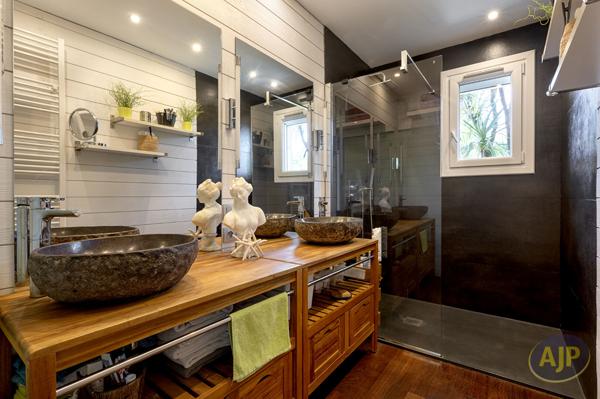 Maison à vendre Martignas Sur Jalle - 8 pièces, 210m² avec 5 chambre(s) à 776 250€ - AJP Immobilier Martignas-sur-Jalle