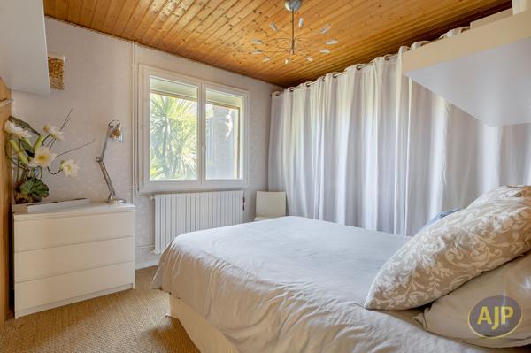 Maison à vendre Martignas Sur Jalle - 8 pièces, 210m² avec 5 chambre(s) à 776 250€ - AJP Immobilier Martignas-sur-Jalle